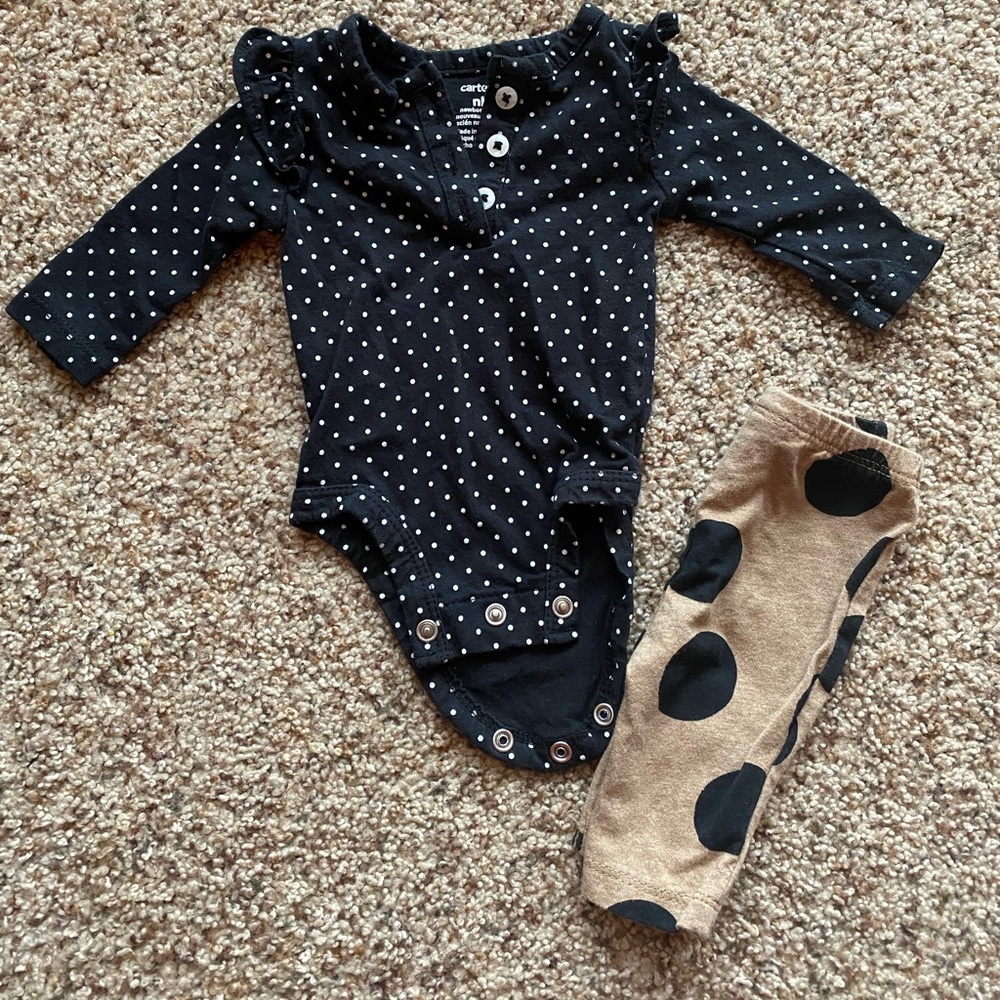 Carter’s newborn outfit